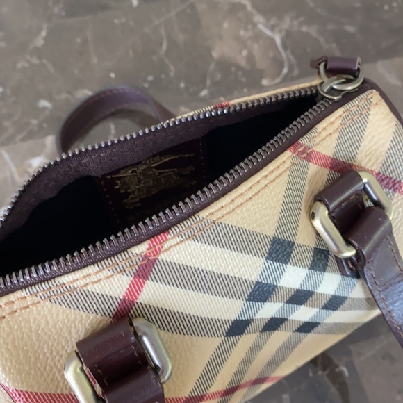 Burberry Mini Haymarket Check Boston - Picture 7 of 16